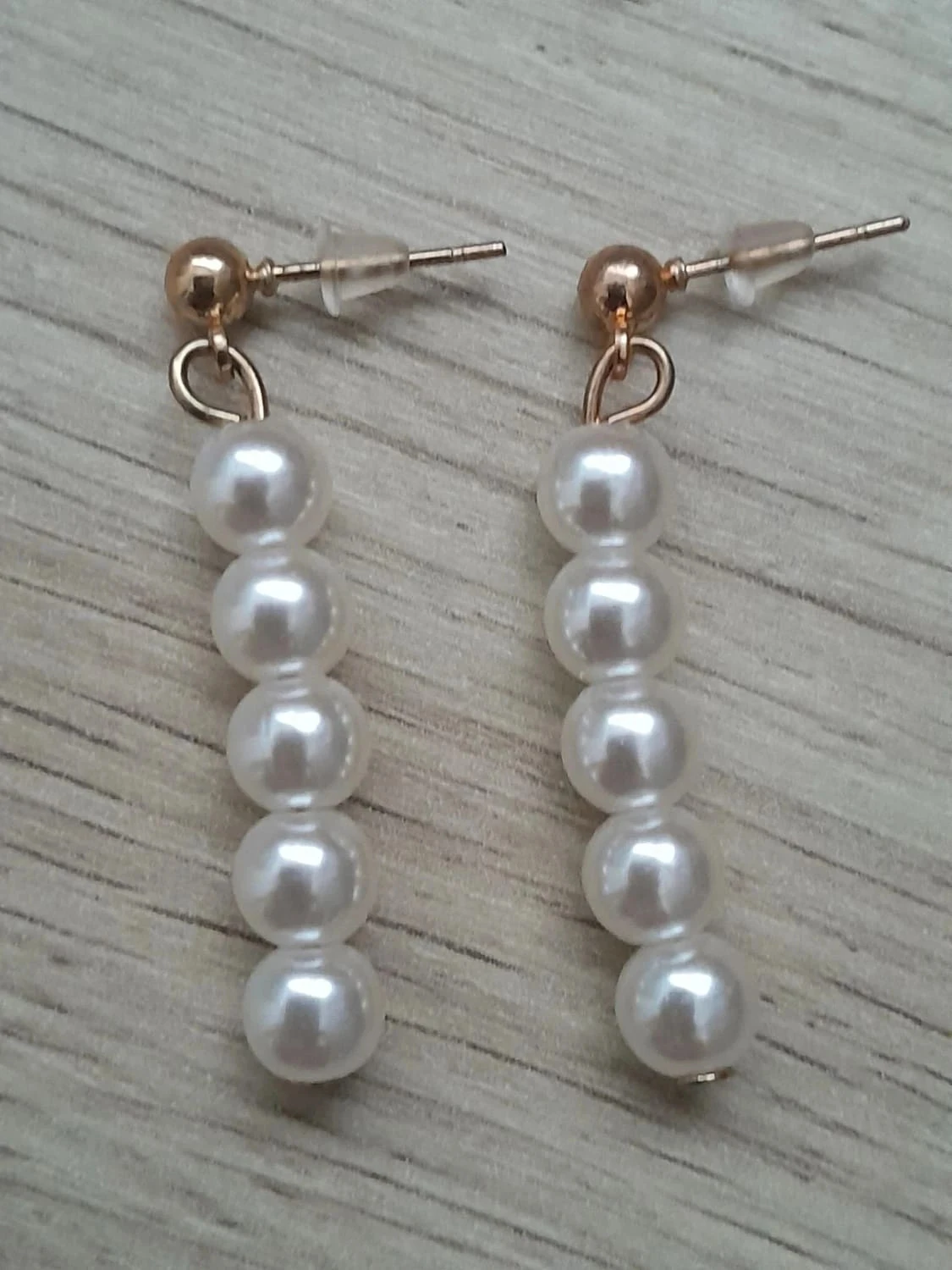 Pendientes colgantes, perlas blancas, dorados – photo 2